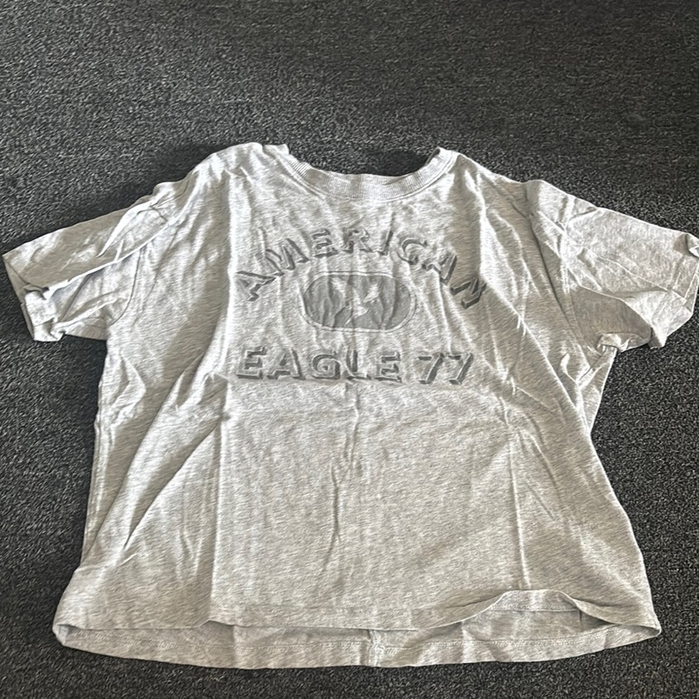 American Eagle Outfitters Gray Short Sleeve Tee